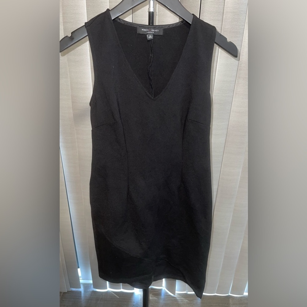 Romeo & Juliet Couture Black Asymmetrical Dress